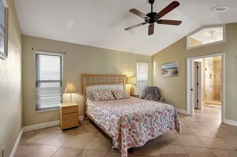 137 Queens Road Fort Pierce FL 34949