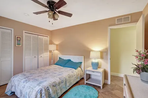 137 Queens Road Fort Pierce FL 34949