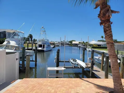 137 Queens Road Fort Pierce FL 34949