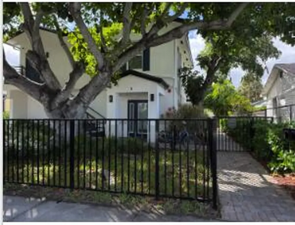 509 N H Street Lake Worth FL 33460