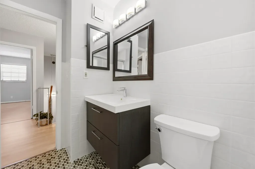 905 NE 28th Street Wilton Manors FL 33334