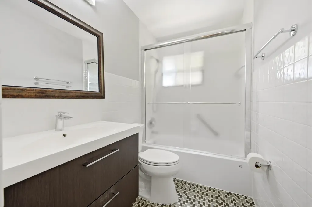 905 NE 28th Street Wilton Manors FL 33334