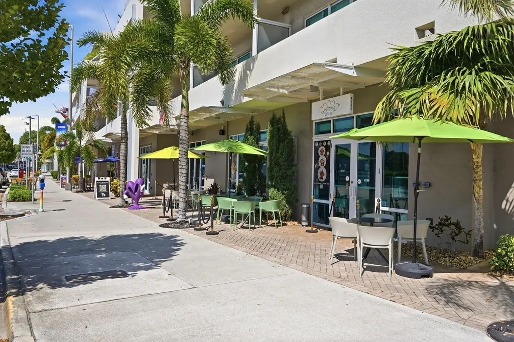 905 NE 28th Street Wilton Manors FL 33334