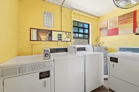 905 NE 28th Street Wilton Manors FL 33334