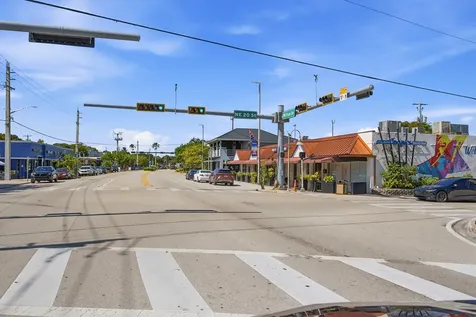 905 NE 28th Street Wilton Manors FL 33334