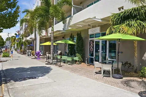 905 NE 28th Street Wilton Manors FL 33334