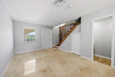 905 NE 28th Street Wilton Manors FL 33334