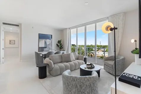 220 SE Mizner Boulevard Boca Raton FL 33432