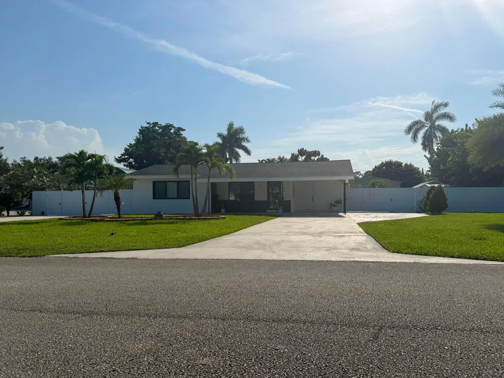 80 Cleveland Road Lake Worth FL 33467