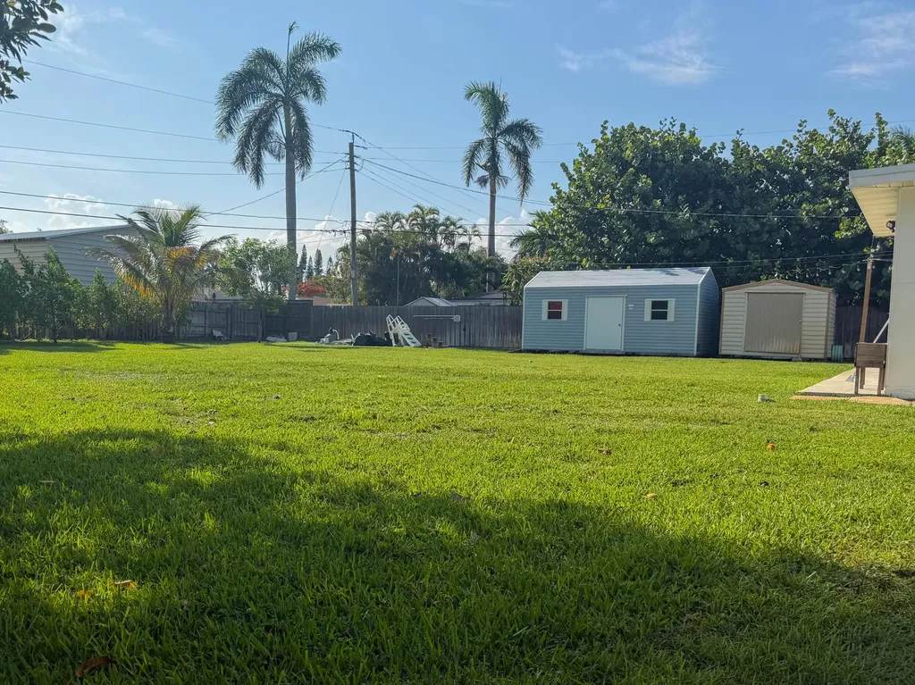 80 Cleveland Road Lake Worth FL 33467