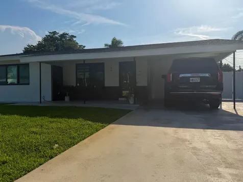 80 Cleveland Road Lake Worth FL 33467