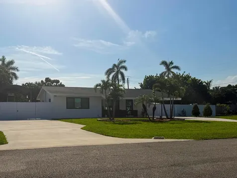 80 Cleveland Road Lake Worth FL 33467