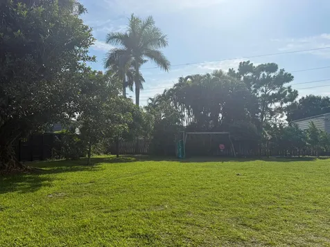 80 Cleveland Road Lake Worth FL 33467