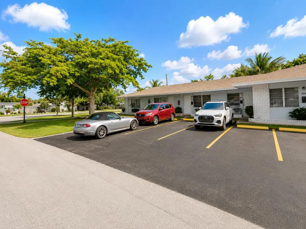 824 NE 16th Street Fort Lauderdale FL 33304