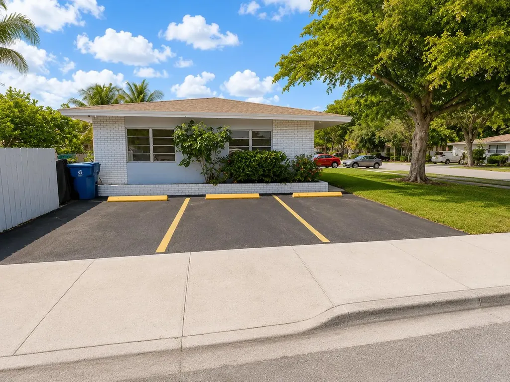 824 NE 16th Street Fort Lauderdale FL 33304