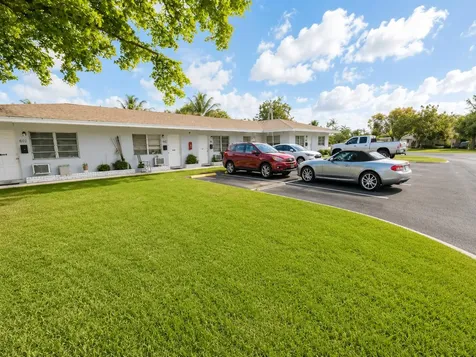 824 NE 16th Street Fort Lauderdale FL 33304