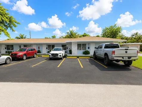 824 NE 16th Street Fort Lauderdale FL 33304