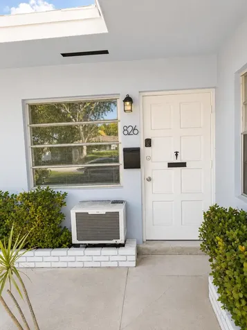 824 NE 16th Street Fort Lauderdale FL 33304