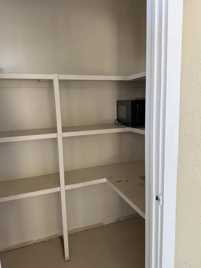 320 SE 10th Street Pompano Beach FL 33060