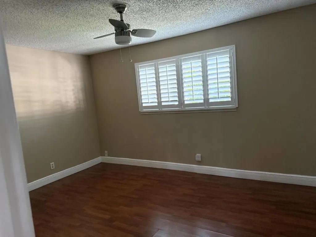 320 SE 10th Street Pompano Beach FL 33060