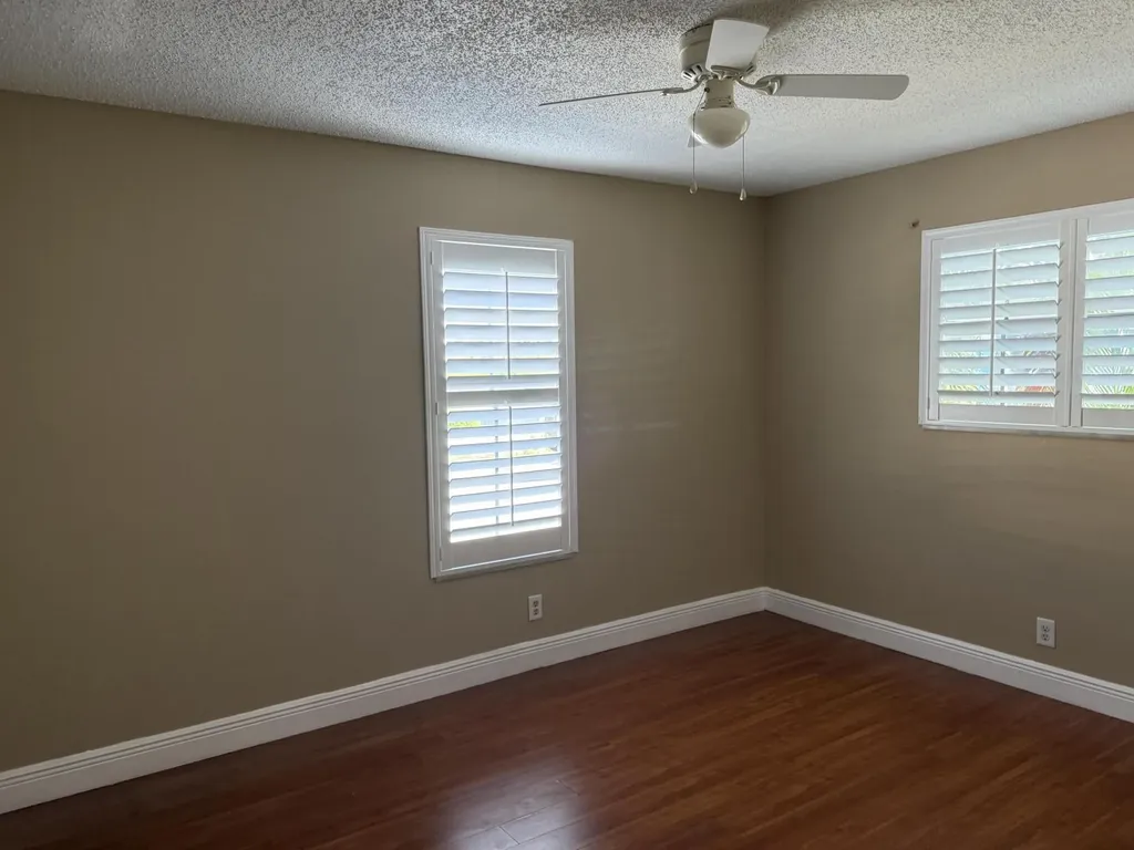 320 SE 10th Street Pompano Beach FL 33060