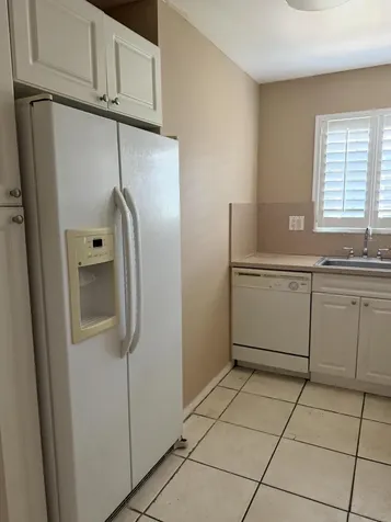 320 SE 10th Street Pompano Beach FL 33060