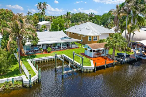 715 SW Rustic Circle Stuart FL 34997