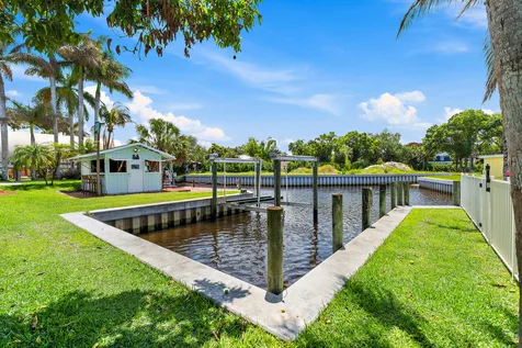 715 SW Rustic Circle Stuart FL 34997