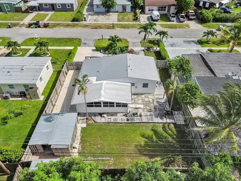 3892 Nowata Road Lake Worth FL 33462