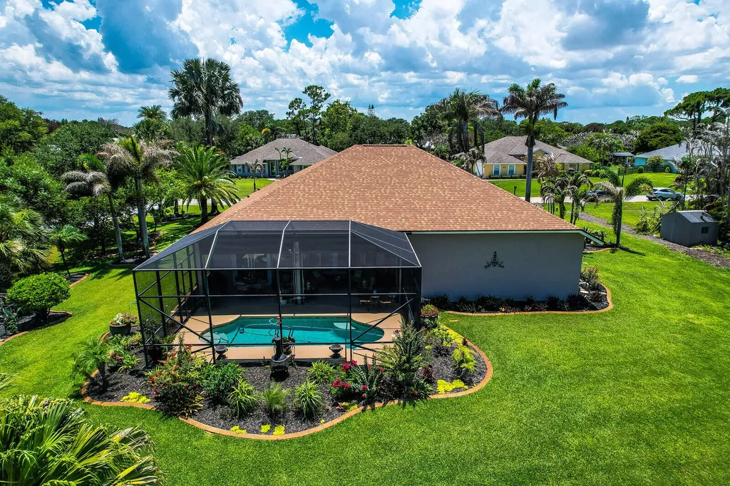 2043 SE Bisbee Street Port St Lucie FL 34952