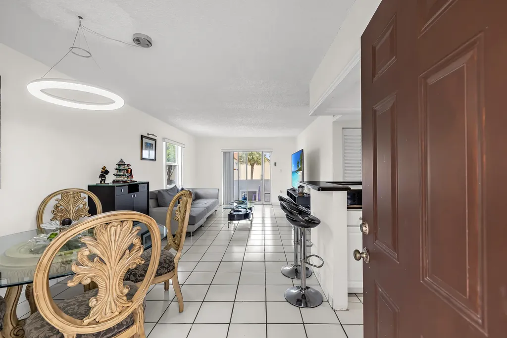 6507 Winfield Boulevard Margate FL 33063