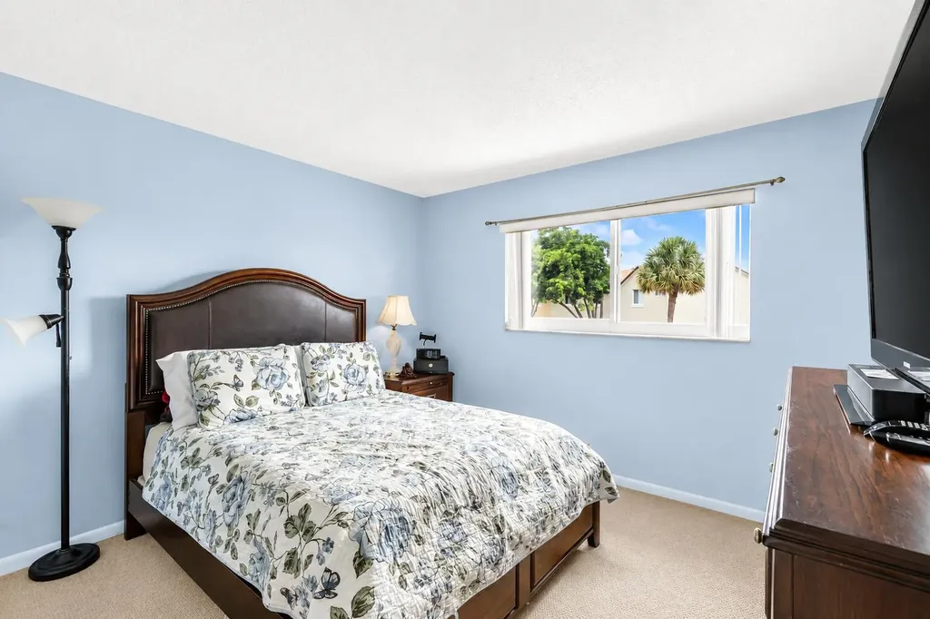 6507 Winfield Boulevard Margate FL 33063