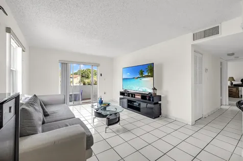 6507 Winfield Boulevard Margate FL 33063