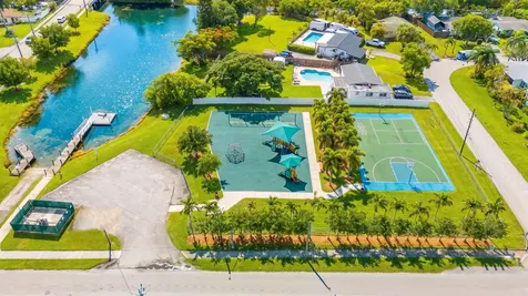 6507 Winfield Boulevard Margate FL 33063