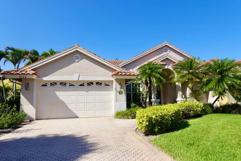 5112 SE Lost Lake Way Hobe Sound FL 33455