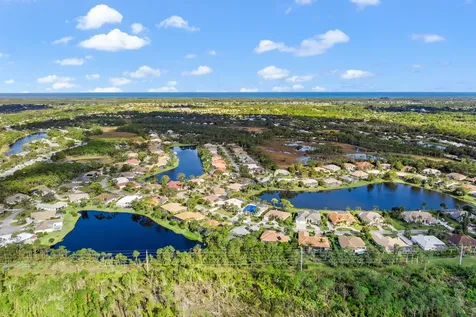 5112 SE Lost Lake Way Hobe Sound FL 33455