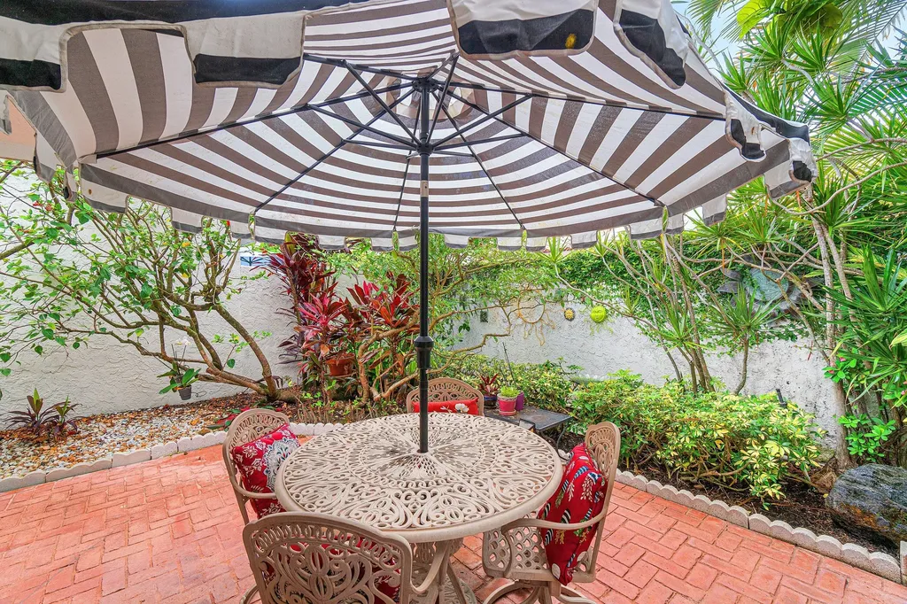 5635 Kiowa Circle Boynton Beach FL 33437