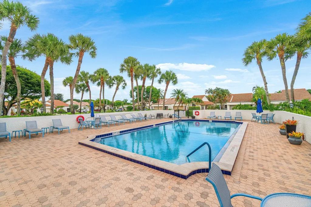 5635 Kiowa Circle Boynton Beach FL 33437