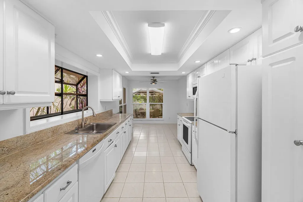 5635 Kiowa Circle Boynton Beach FL 33437