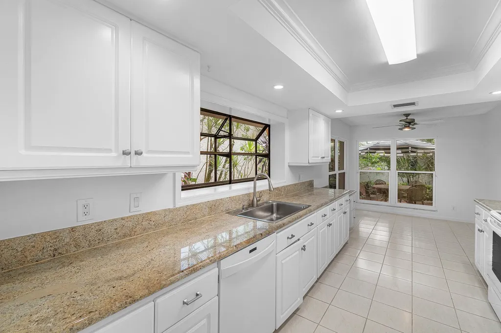 5635 Kiowa Circle Boynton Beach FL 33437