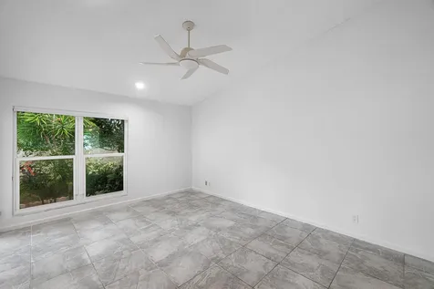 5635 Kiowa Circle Boynton Beach FL 33437