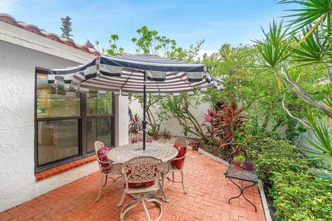 5635 Kiowa Circle Boynton Beach FL 33437