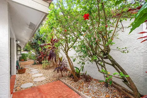 5635 Kiowa Circle Boynton Beach FL 33437