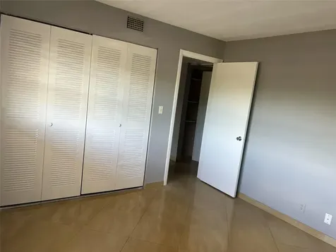 9272 SW 3rd Street Boca Raton FL 33428