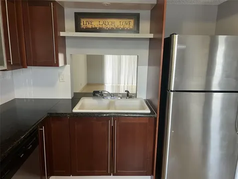 9272 SW 3rd Street Boca Raton FL 33428