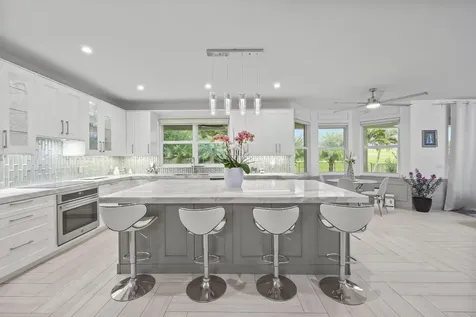 12253 Glenmore Drive Coral Springs FL 33071
