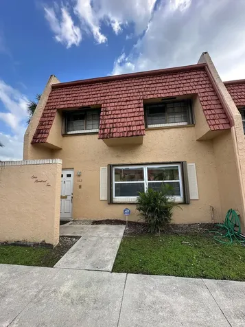 102 Pleasant Hill Lane Tamarac FL 33319