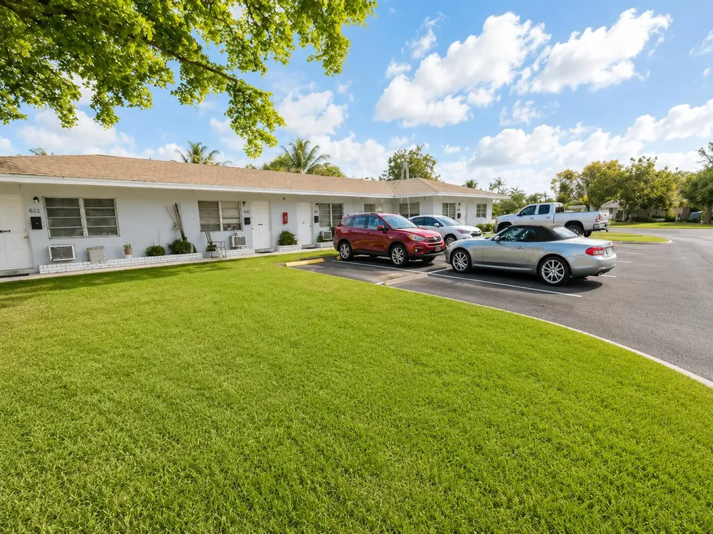 824 NE 16th Street Fort Lauderdale FL 33304