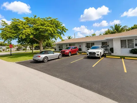 824 NE 16th Street Fort Lauderdale FL 33304
