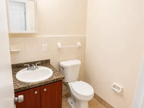 824 NE 16th Street Fort Lauderdale FL 33304